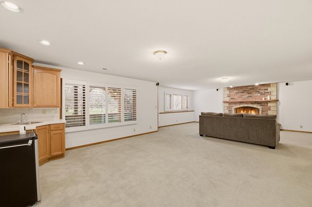 11306 W Lost Creek St, Wichita, KS 67212