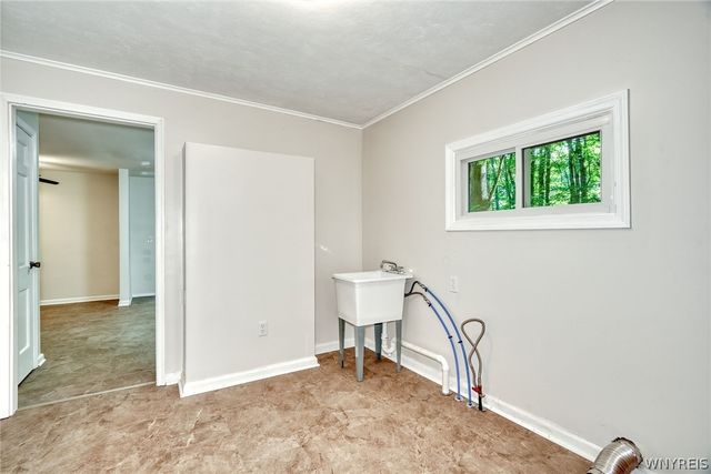 205 Van Voorhis Avenue, Irondequoit, NY 14617
