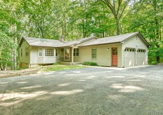 205 Van Voorhis Avenue, Irondequoit, NY 14617