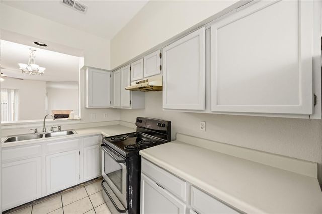 7589 Cambridge Street B, Houston, TX 77054
