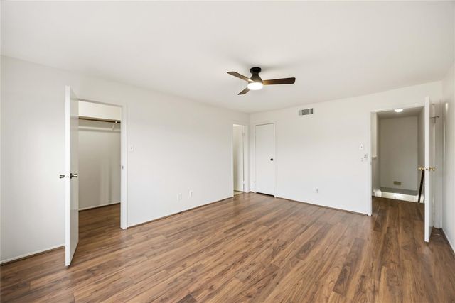 7589 Cambridge Street B, Houston, TX 77054