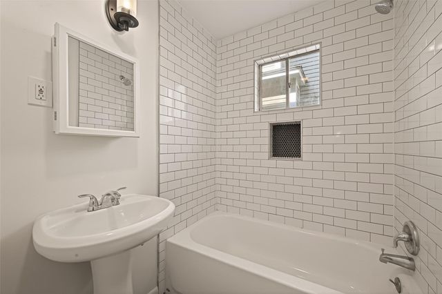 1217 Heights Boulevard 5, Houston, TX 77008