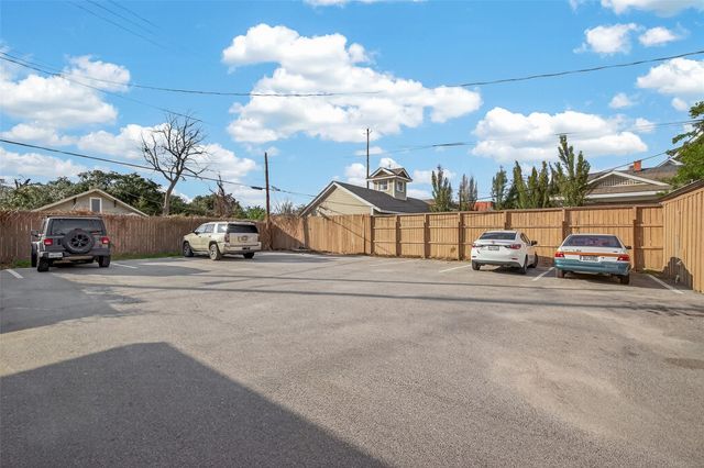 1217 Heights Boulevard 5, Houston, TX 77008