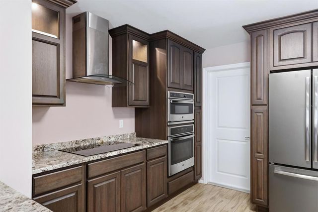 6538 BLUEWATER AVENUE, Sarasota, FL 34231