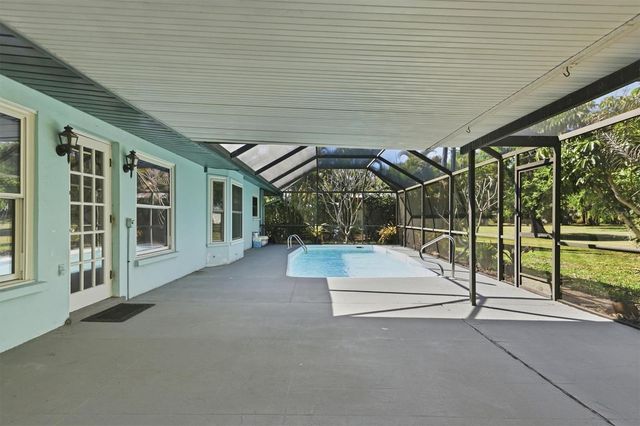 6538 BLUEWATER AVENUE, Sarasota, FL 34231