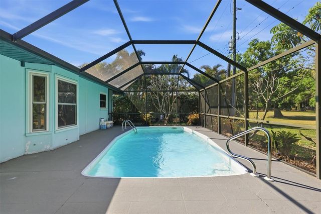 6538 BLUEWATER AVENUE, Sarasota, FL 34231