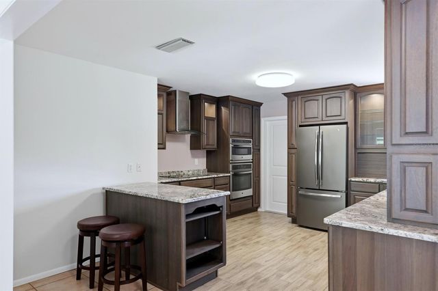 6538 BLUEWATER AVENUE, Sarasota, FL 34231