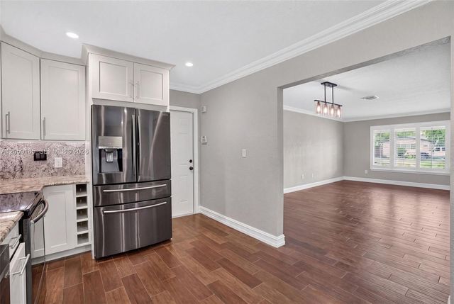7400 NW 15th Street, Plantation, FL 33313