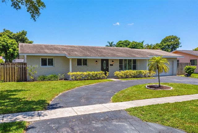 7400 NW 15th Street, Plantation, FL 33313