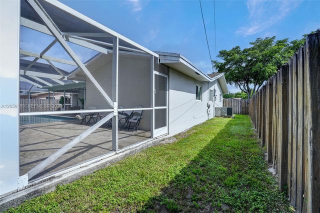 7400 NW 15th Street, Plantation, FL 33313
