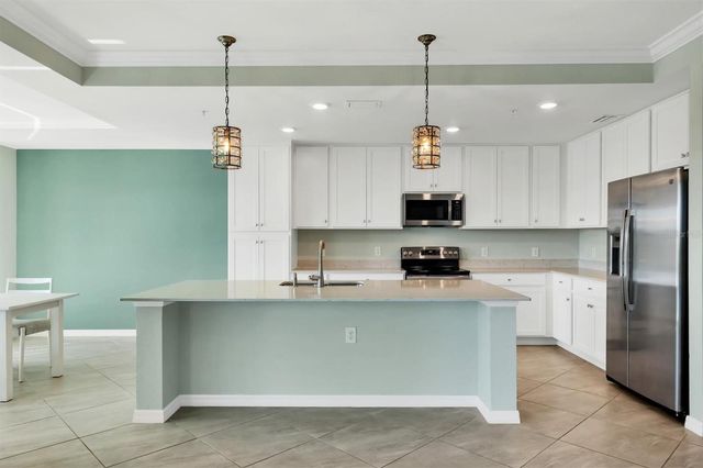 17626 GAWTHROP DRIVE 203, Bradenton, FL 34211