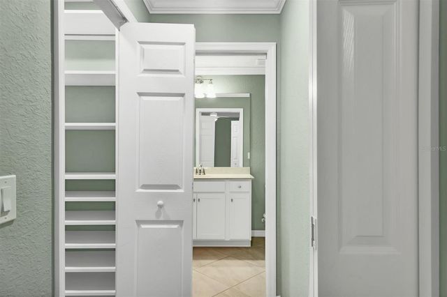 17626 GAWTHROP DRIVE 203, Bradenton, FL 34211