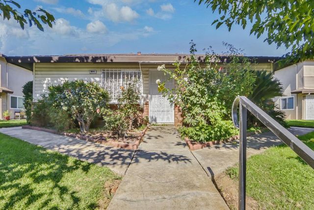 9041 Montoya St #1, Sacramento, CA 95826