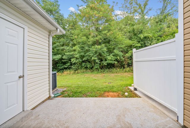365 Sam Houston Cir, Clarksville, TN 37040