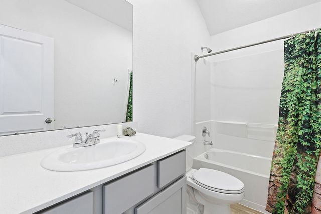 7434 Bartoncliff Drive, Katy, TX 77493