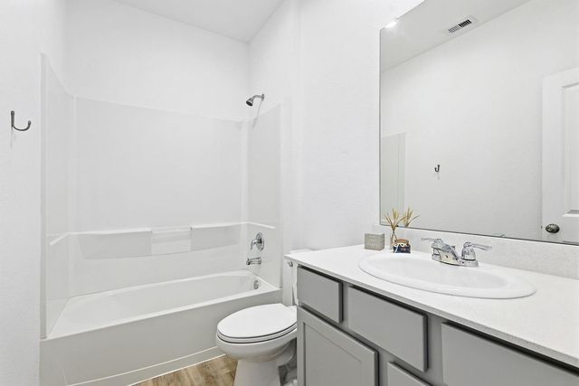 7434 Bartoncliff Drive, Katy, TX 77493