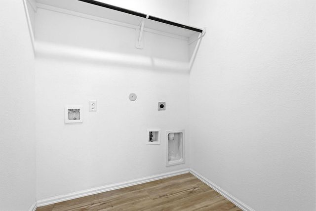 7434 Bartoncliff Drive, Katy, TX 77493