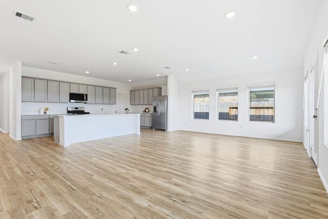 7434 Bartoncliff Drive, Katy, TX 77493