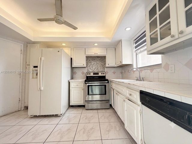 1351 NE Miami Gardens Dr 1215E, Miami, FL 33179