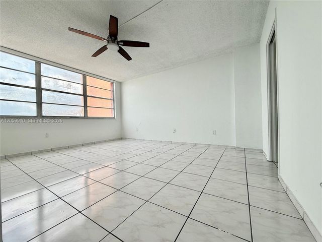 1351 NE Miami Gardens Dr 1215E, Miami, FL 33179
