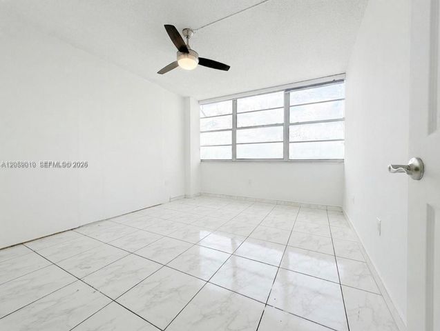 1351 NE Miami Gardens Dr 1215E, Miami, FL 33179