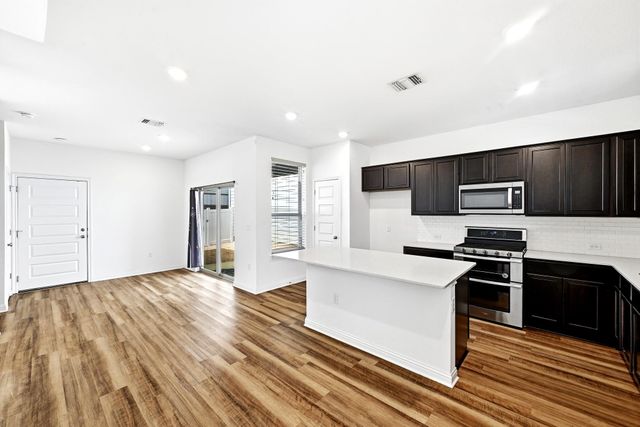 7903 Sutcliffe DR, Austin, TX 78744