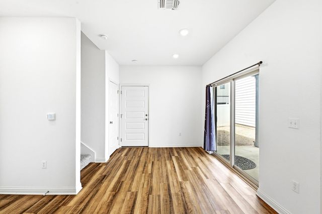 7903 Sutcliffe DR, Austin, TX 78744