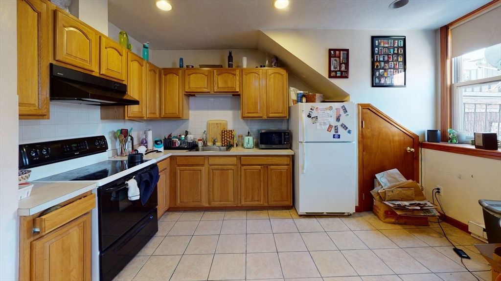 97 Hudson St 4, Boston, MA 02111