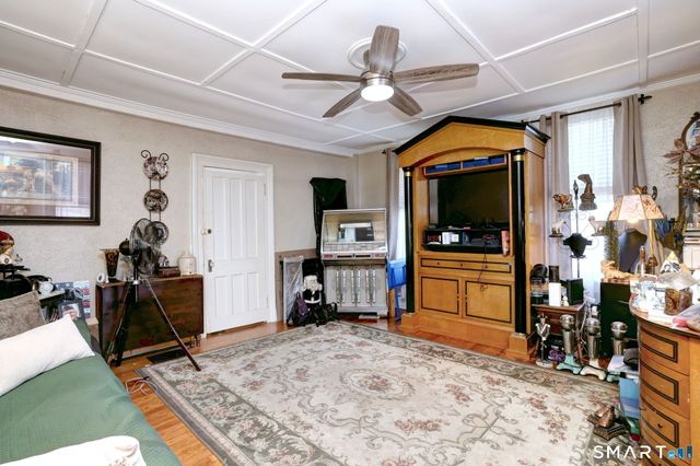 1596 Main Street, Stratford, CT 06615