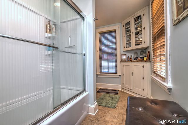 1596 Main Street, Stratford, CT 06615