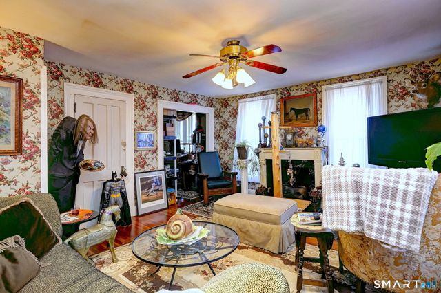 1596 Main Street, Stratford, CT 06615