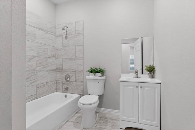 633 Ogden Avenue, Cockrell Hill, TX 75211