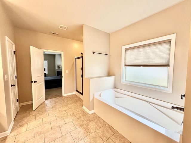 3814 Pond View Court, Columbus, GA 31907