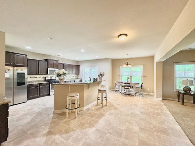 3814 Pond View Court, Columbus, GA 31907