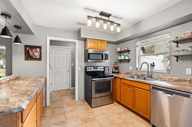 503 DOROTHY CIRCLE, Eustis, FL 32726