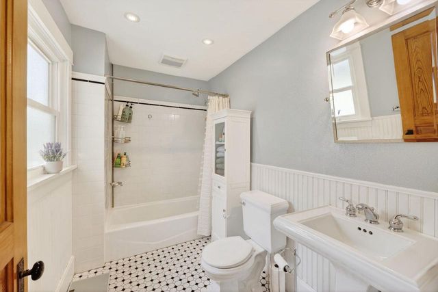 1208 Chandler Street, Madison, WI 53715