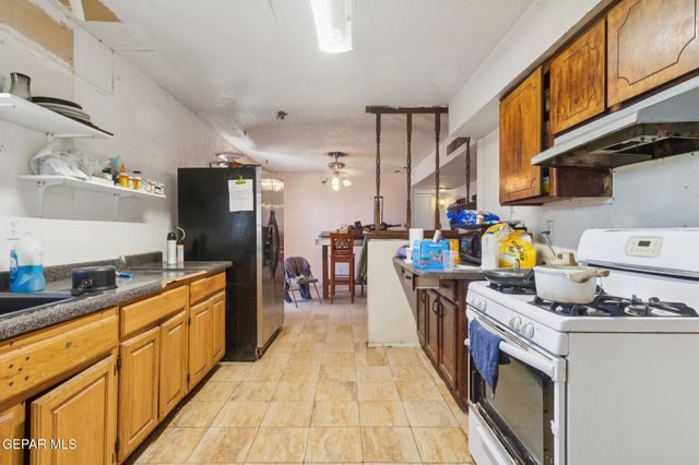 5748 Corsicana Avenue, El Paso, TX 79924