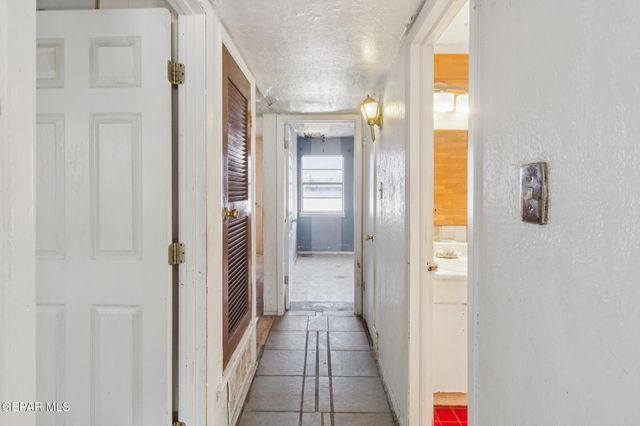 5748 Corsicana Avenue, El Paso, TX 79924