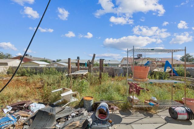 5748 Corsicana Avenue, El Paso, TX 79924