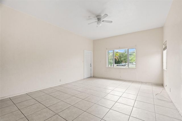 5705 Harding St, Hollywood, FL 33021