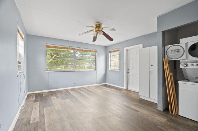 5705 Harding St, Hollywood, FL 33021