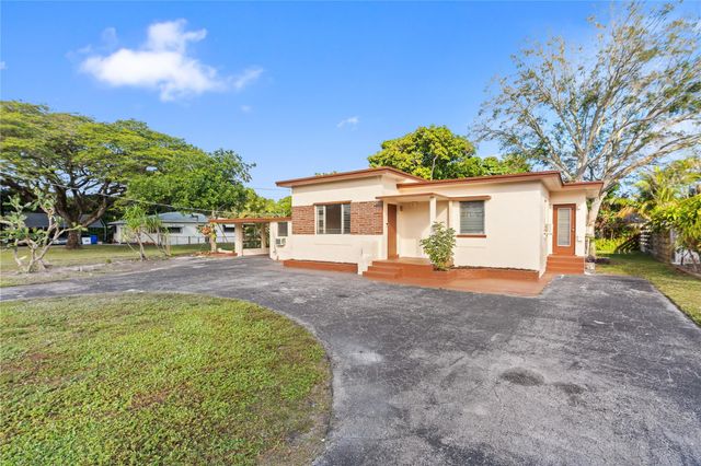 5705 Harding St, Hollywood, FL 33021