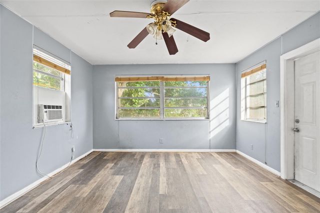 5705 Harding St, Hollywood, FL 33021