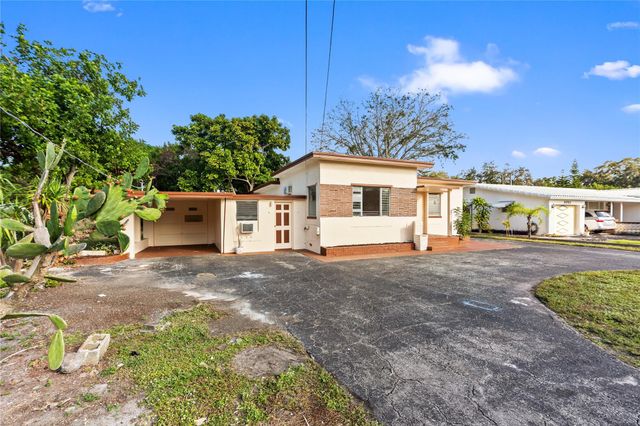 5705 Harding St, Hollywood, FL 33021