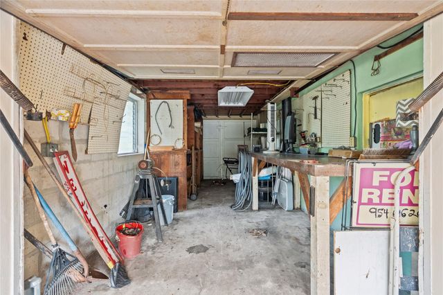 5705 Harding St, Hollywood, FL 33021