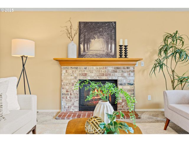 13931 Se ROLLING MEADOWS Dr, Happy Valley, OR 97086