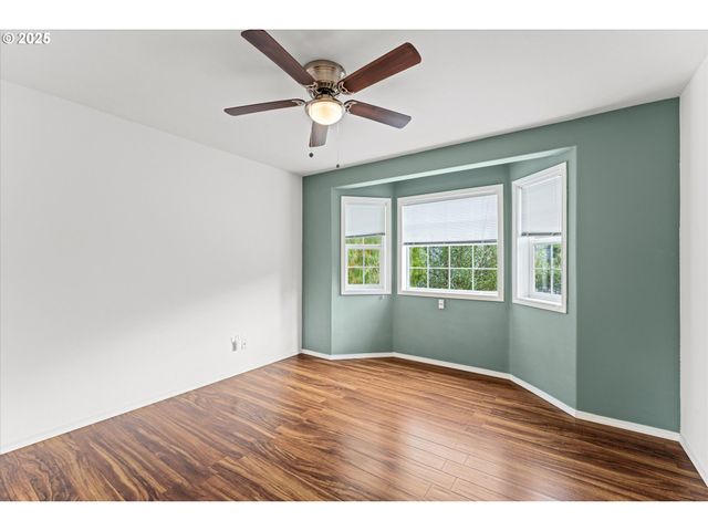 13931 Se ROLLING MEADOWS Dr, Happy Valley, OR 97086