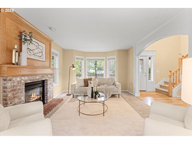 13931 Se ROLLING MEADOWS Dr, Happy Valley, OR 97086