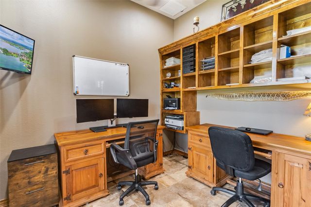 106 Deep Lake DR, Liberty Hill, TX 78642