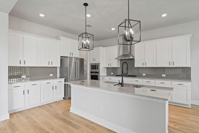 110 Nandina PATH, Bastrop, TX 78602